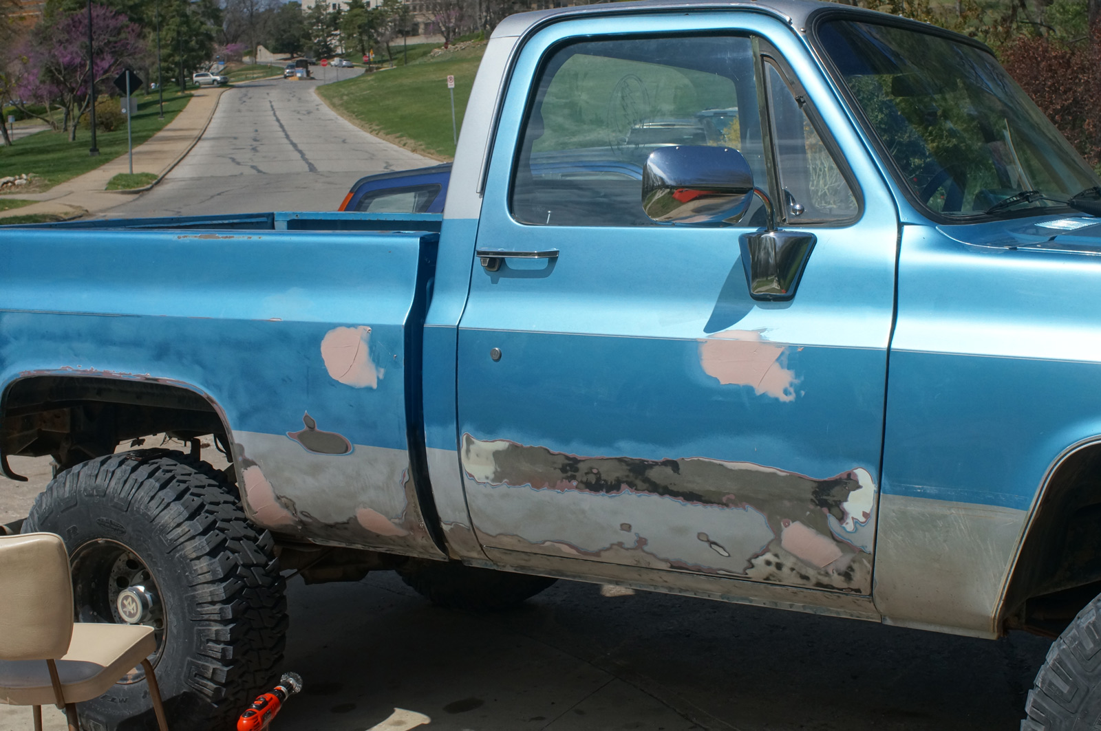 84 Chevy K10 Squarebody ep2 - Testing Colorbond LVP - Does it Really Work?  