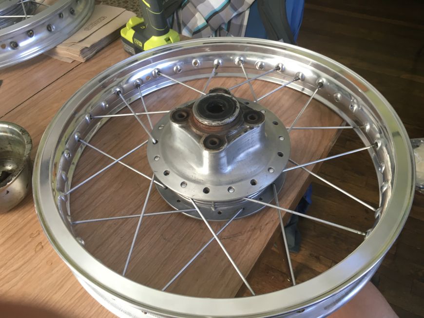 lacing motorcycle while rims spokes