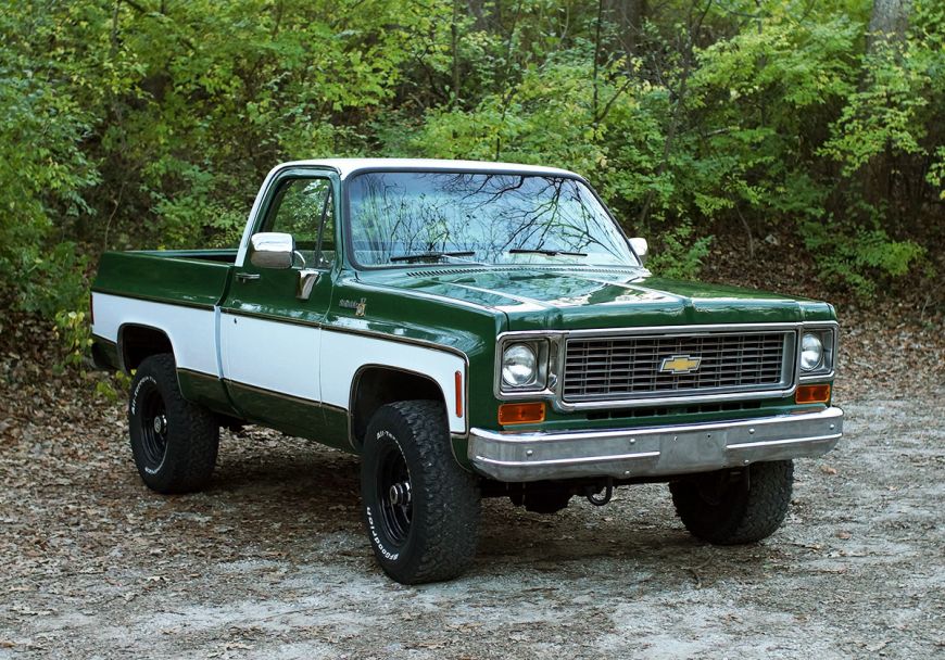 super clean 1974 1975 chevy k10 squarebody c10 4x4 chevrolet restoration restomod muscle truck
