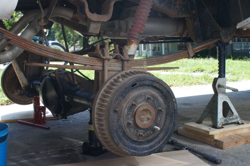 chevy k10 squarebody rear suspension with 4 inch lift blocks