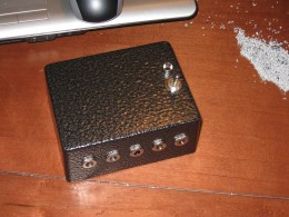 power supply DIY enclosure for guitar effect pedals and stomp boxes