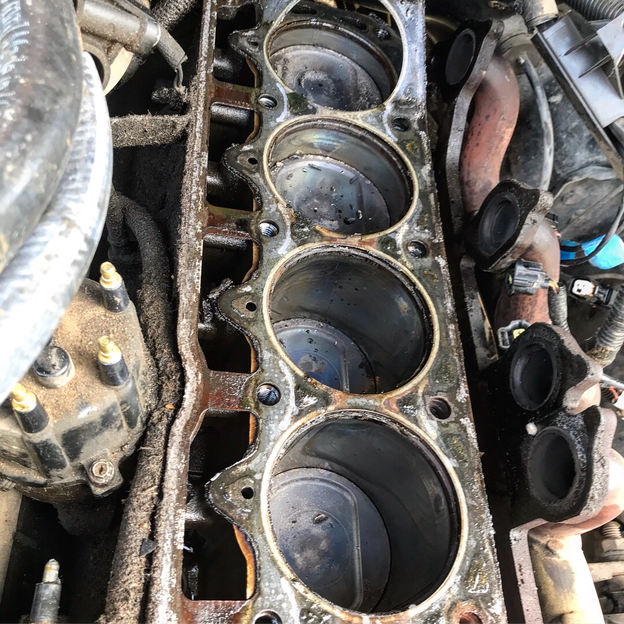 Project Cherokeeper: Blown Head Gasket! Time to Rebuild the Jeep  Engine  Top-End | Dan·nix